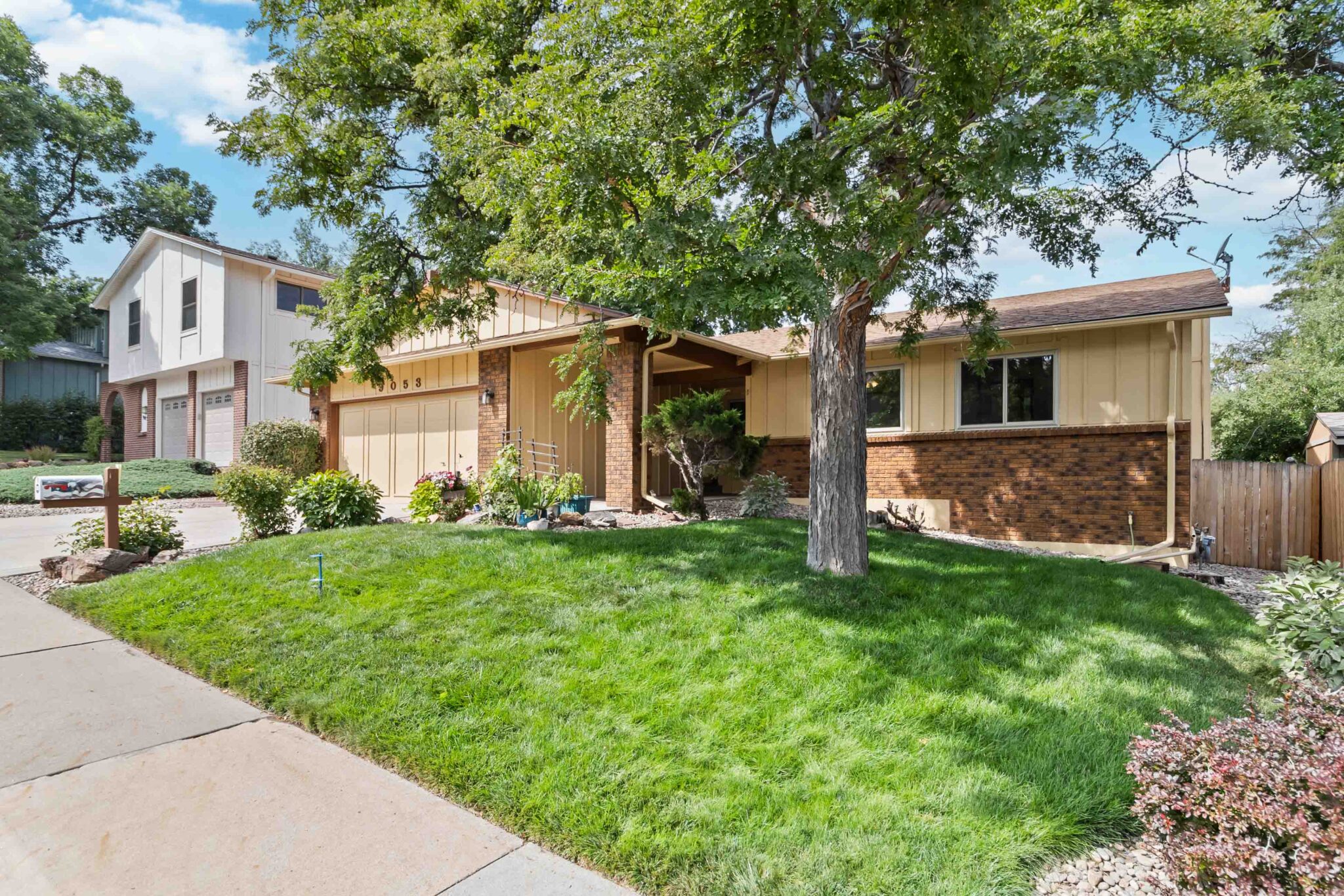 9053Garland